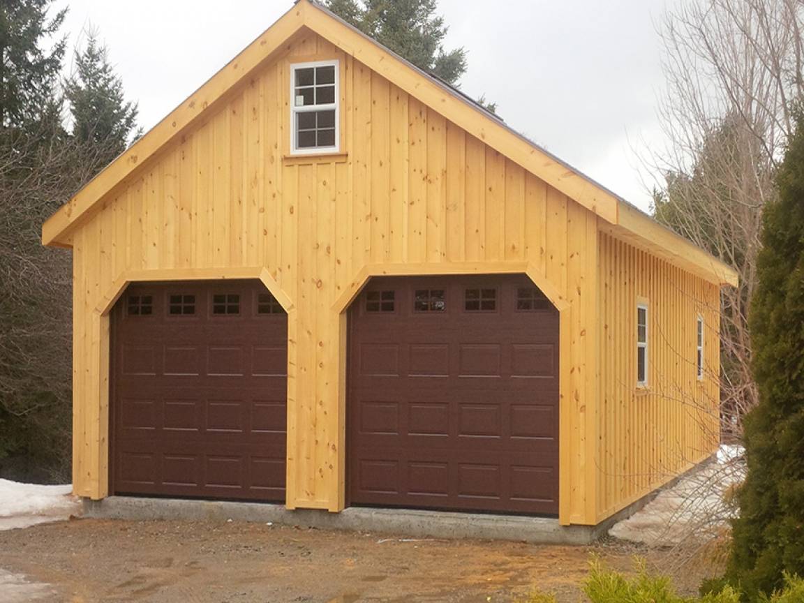 Можно ли на участке построить гараж. Деревянный каркас для гаража. Дешевый каркасный гараж. Проект гаража из дерева. Щитовой гараж.
