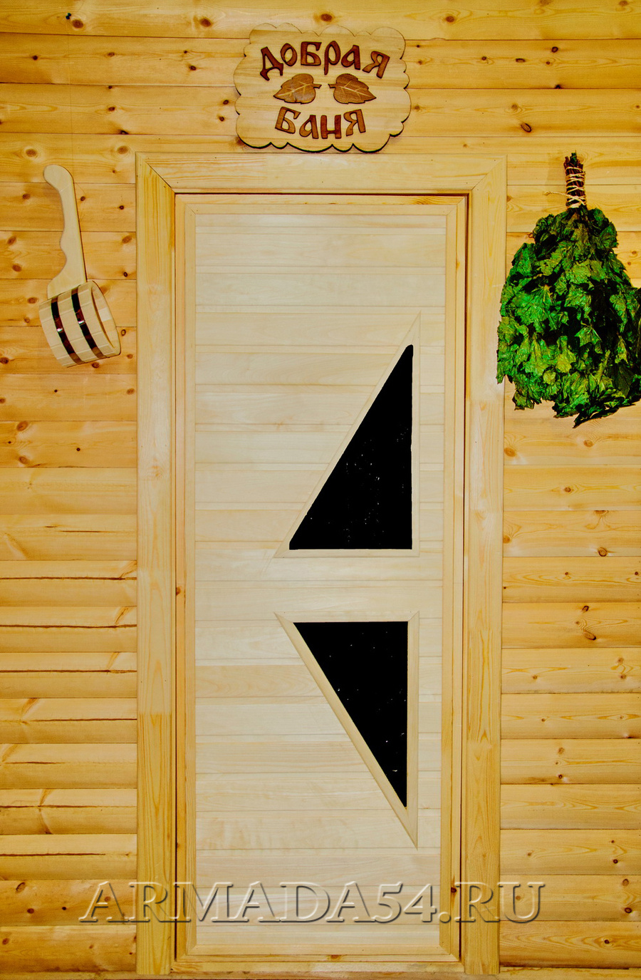 Двери в баню екатеринбург. Дверь банная хвоя 1700-700. Дверь в баню. Дверь в сауну деревянная. Банные двери деревянные.