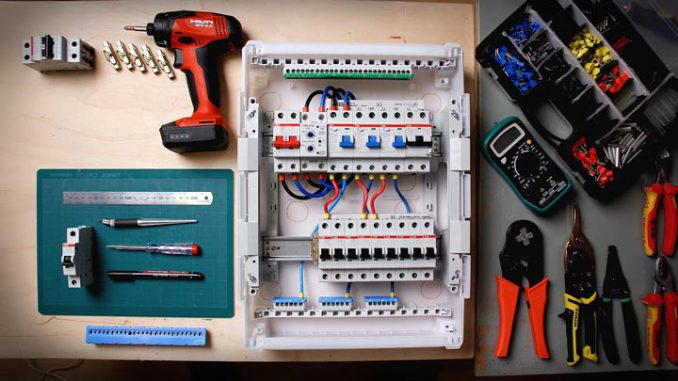 Как собрать электрощиток своими руками