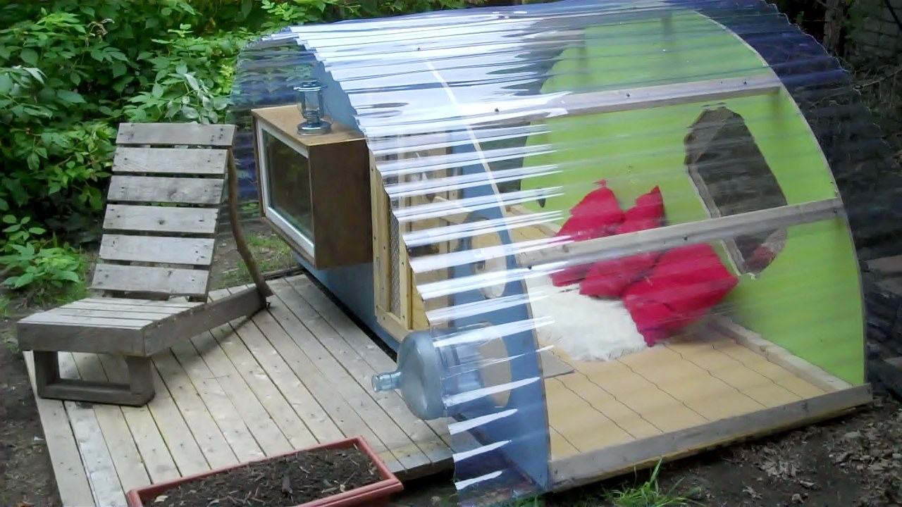 Летний домик своими руками из подручных материалов для дачи с фото