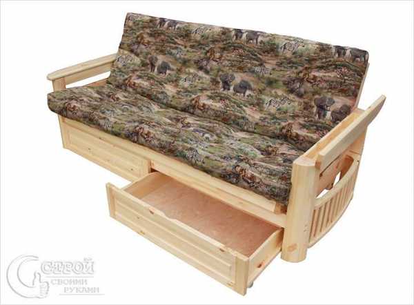 Деревянный диван для бани
