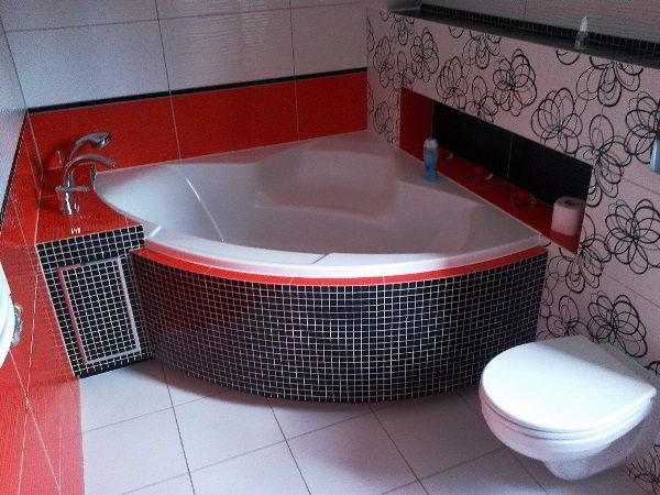 Ванная черная угловая. Черная угловая ванна. Санузел с угловой ванной красная плитка. Ванна угловая красная. Ванная угловая черная.