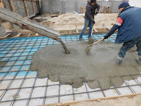 Когда снимать опалубку после заливки бетона по нормам – Снятие опалубки .
